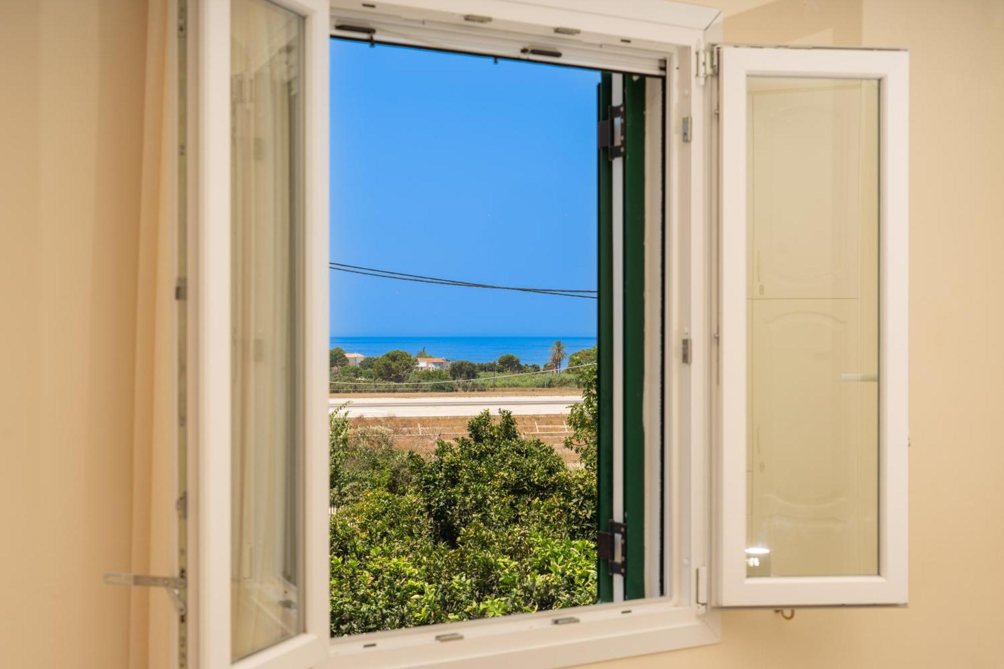 Ariadni Sea View Apartment Minia Exterior photo
